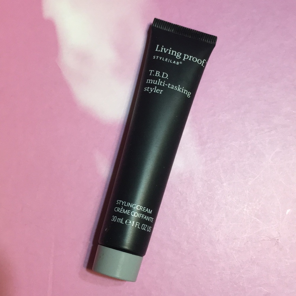 💋4/$26! Living proof multitasking styler